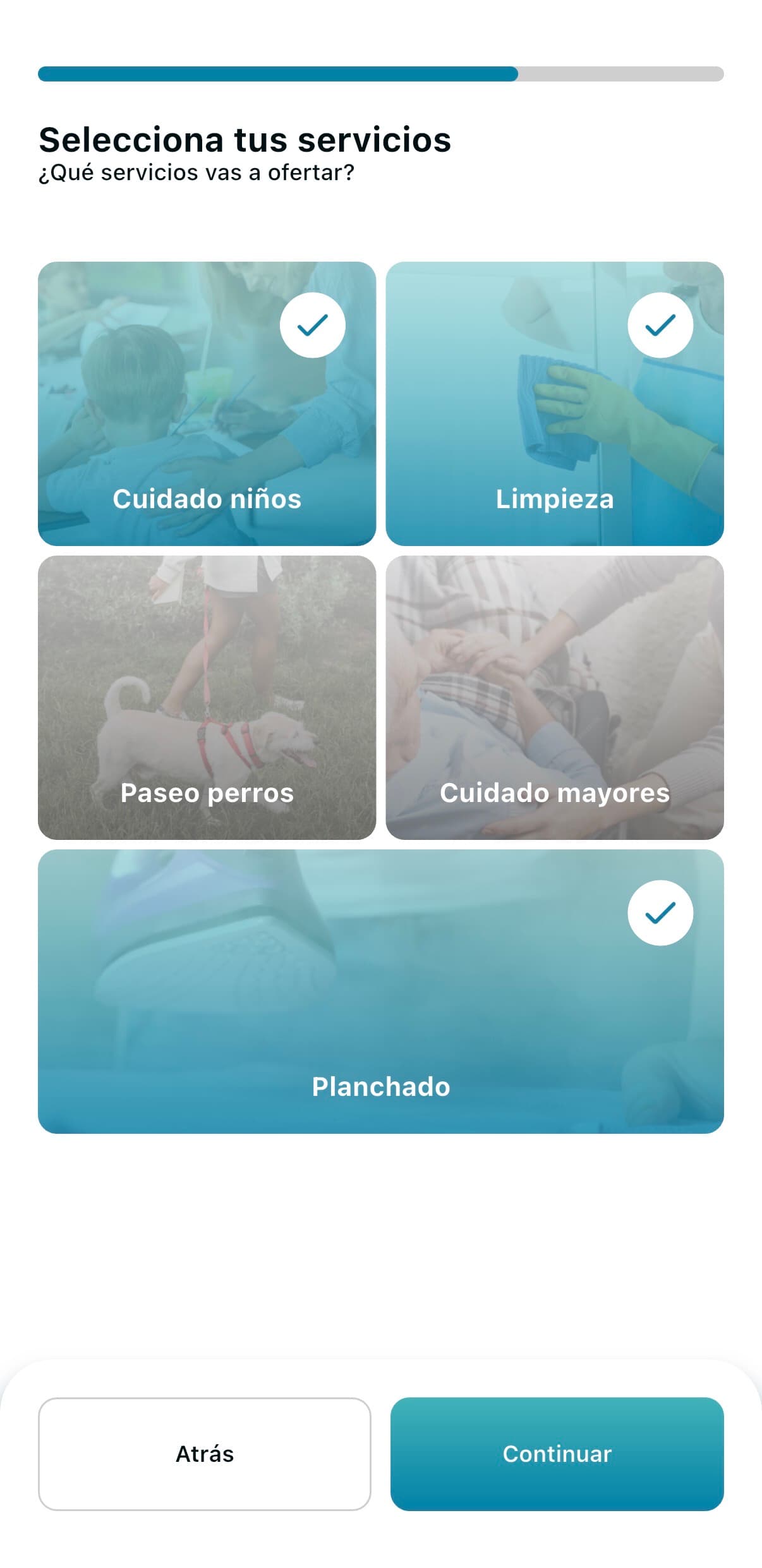 Pantalla de selección de servicios en Comfity